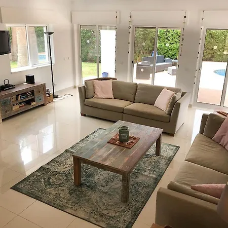 Villa 16 Centeanes - Fabulous Location Just Short Walk T Carvoeiro (Lagoa)