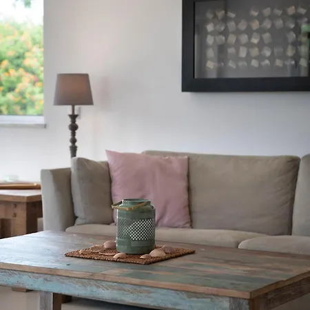 16 Centeanes - Fabulous Location Just Short Walk T Villa