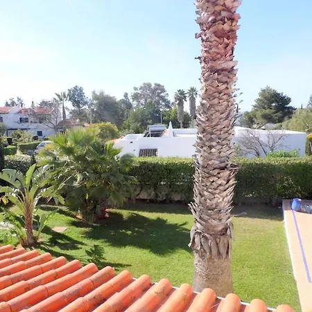 16 Centeanes - Fabulous Location Just Short Walk T Villa *